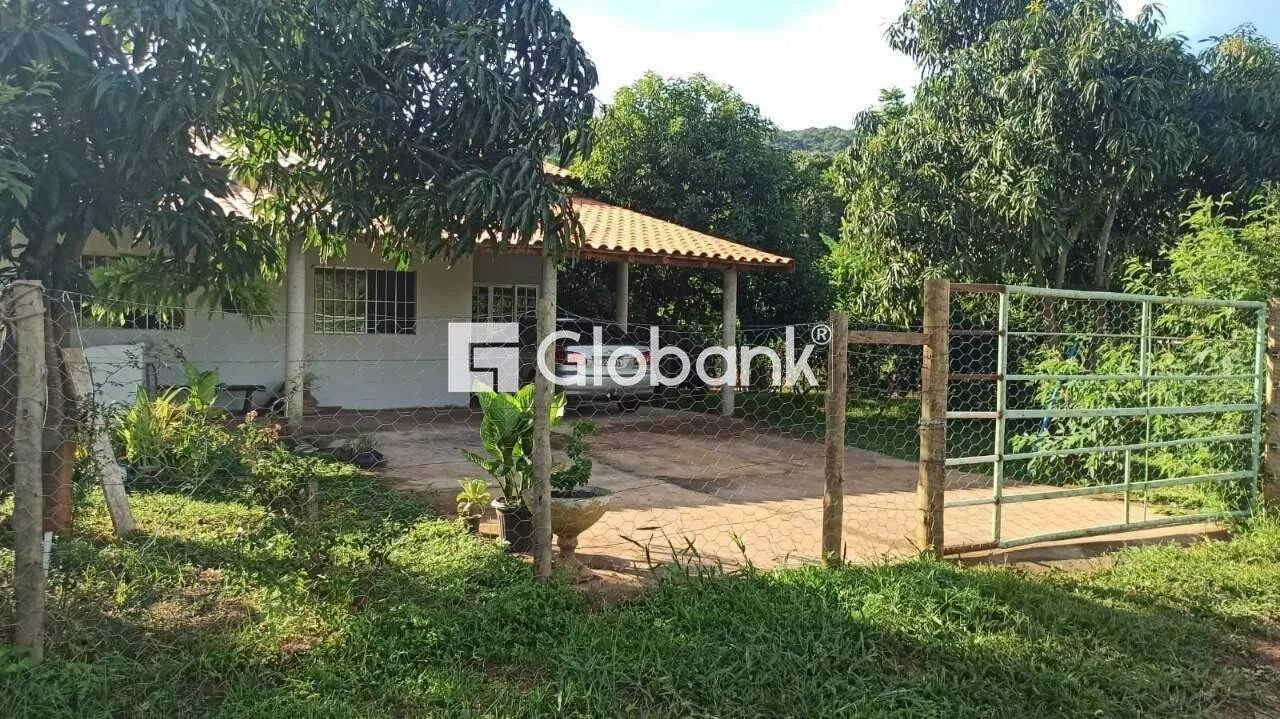 Vendo linda chácara na Estrada da Produção