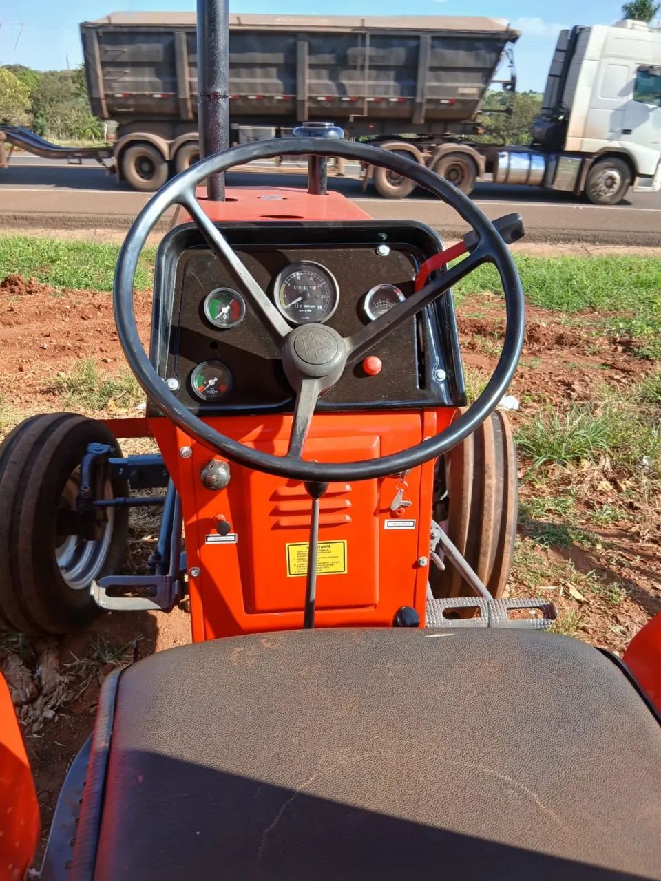 Trator MF 265  - Foto 2
