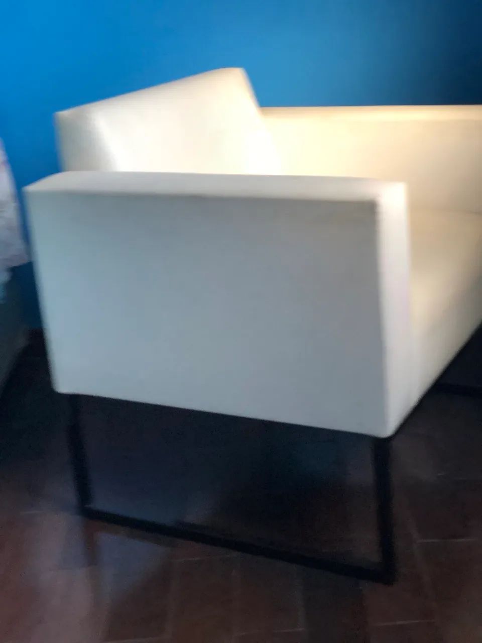 Poltrona em courino Bege, Seu Novo Cantinho do Sossego - Foto 5