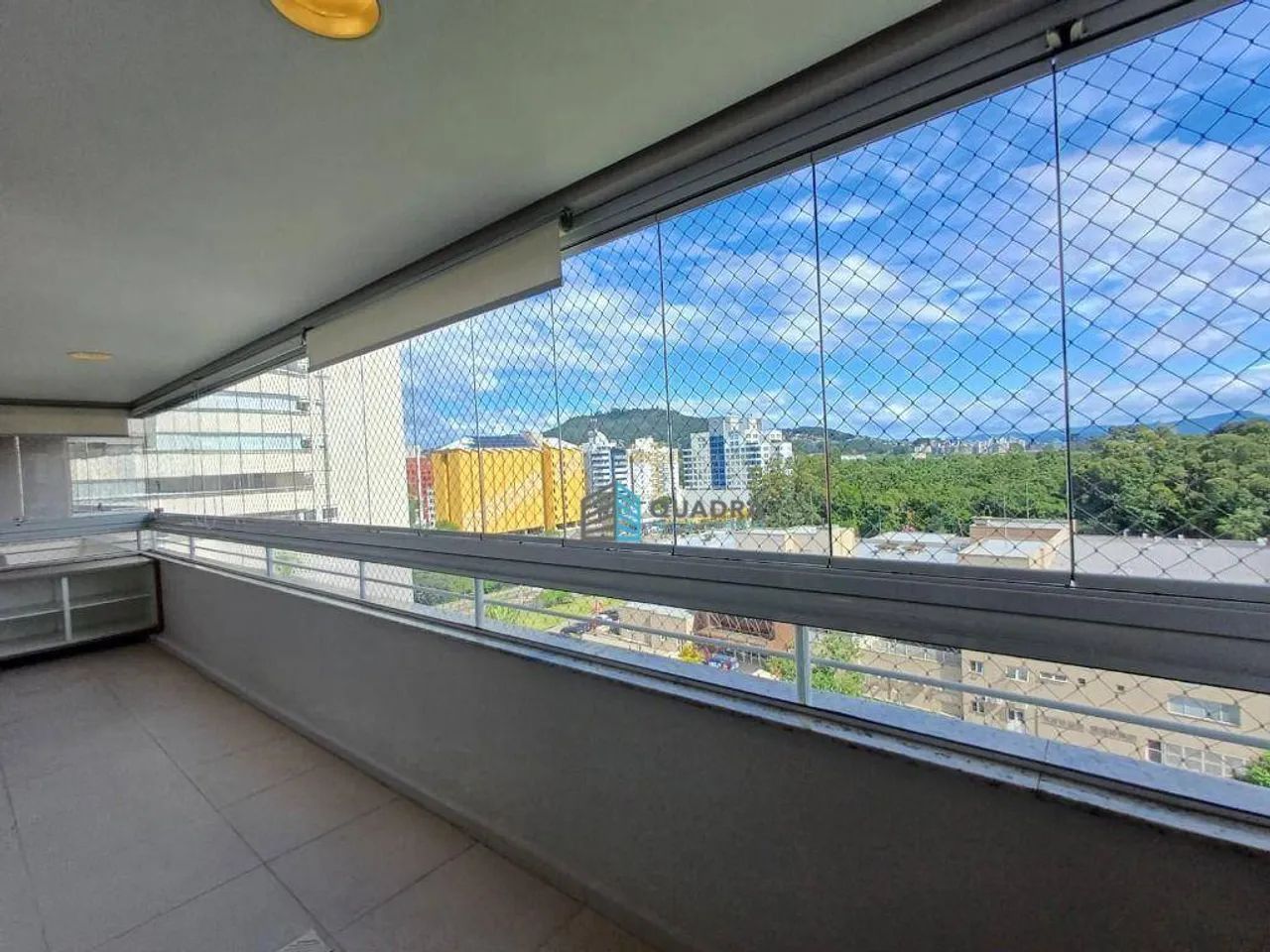 Apartamento à Venda no Itacorubi em Florianópolis com 3 Quartos, Sacada com Churrasqueira, - Foto 2