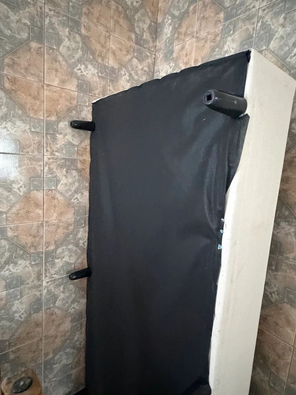 Vendo cama de solteiro, usada apenas 2 meses  - Foto 2