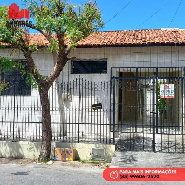 Excelente Casa á Venda No Bairro Weyne!