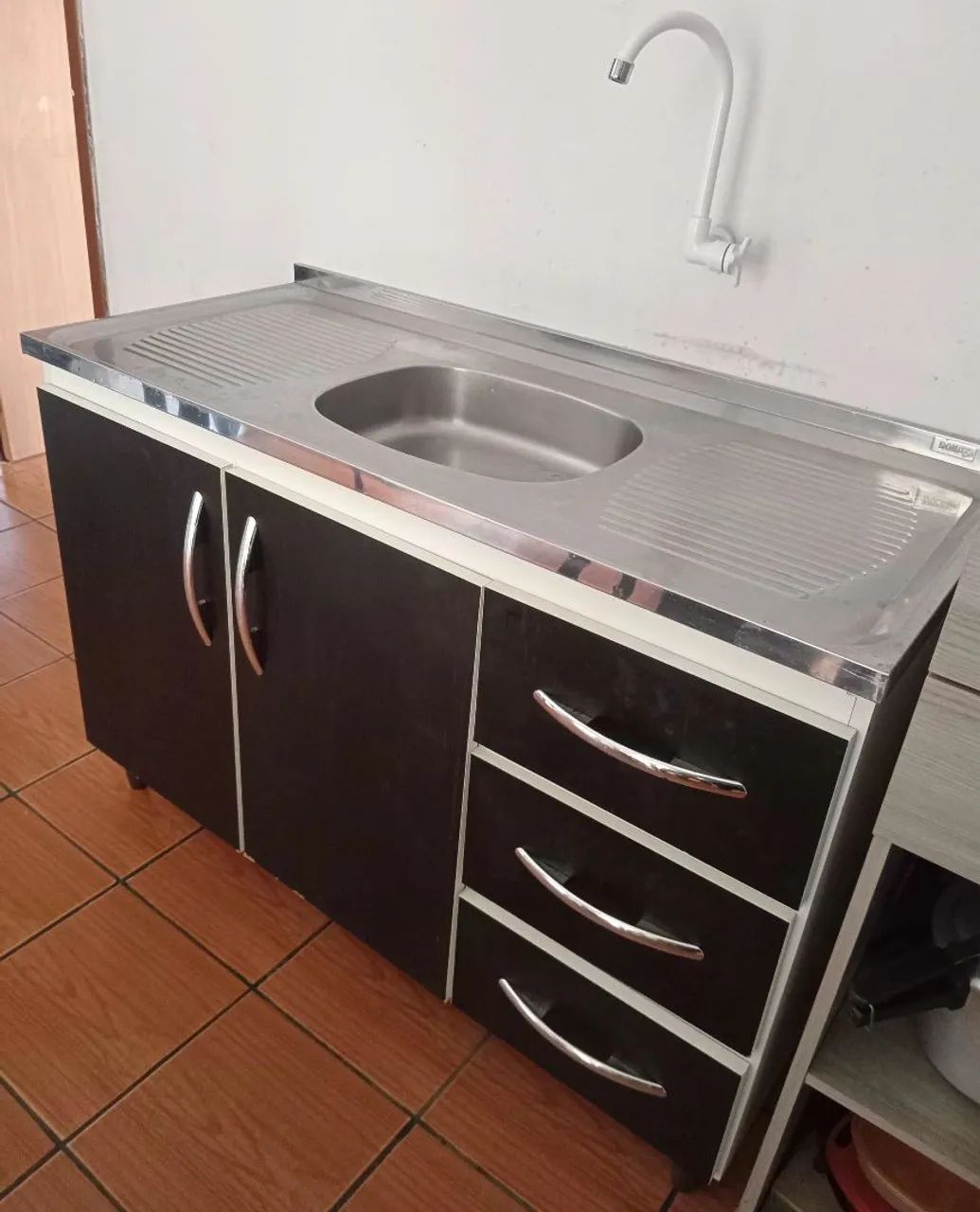 Balcão com cuba 