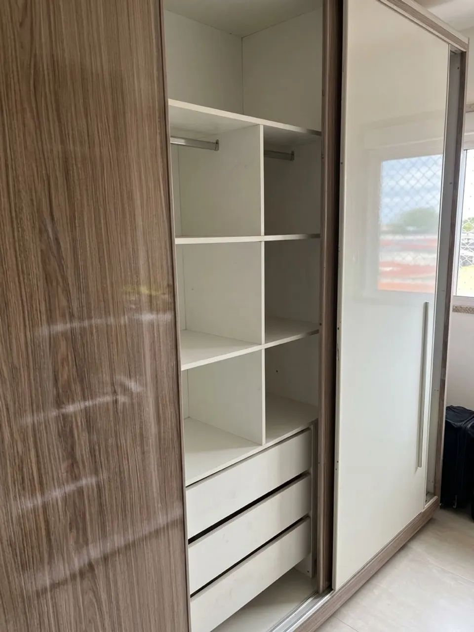 Guarda roupa 