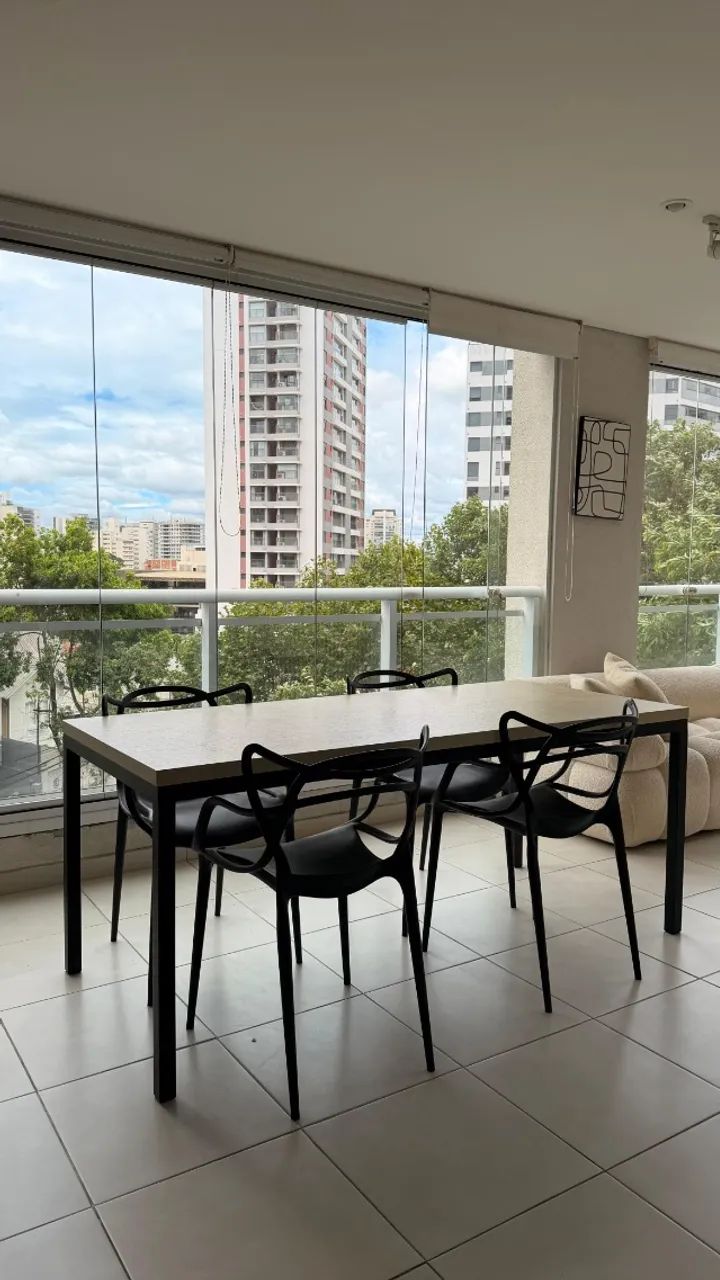 Mesa de Jantar e leva as 4 cadeiras de gra ça  - Foto 2