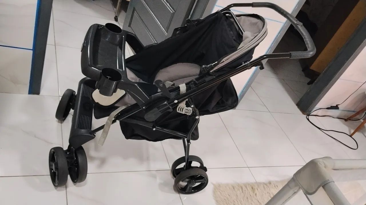 Carrinho de bebê nunca usado - Foto 2