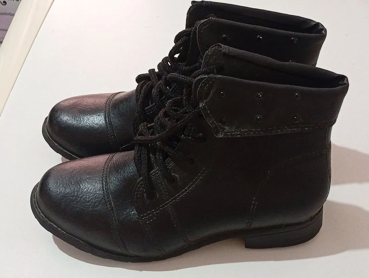 Bota preta   - Foto 2