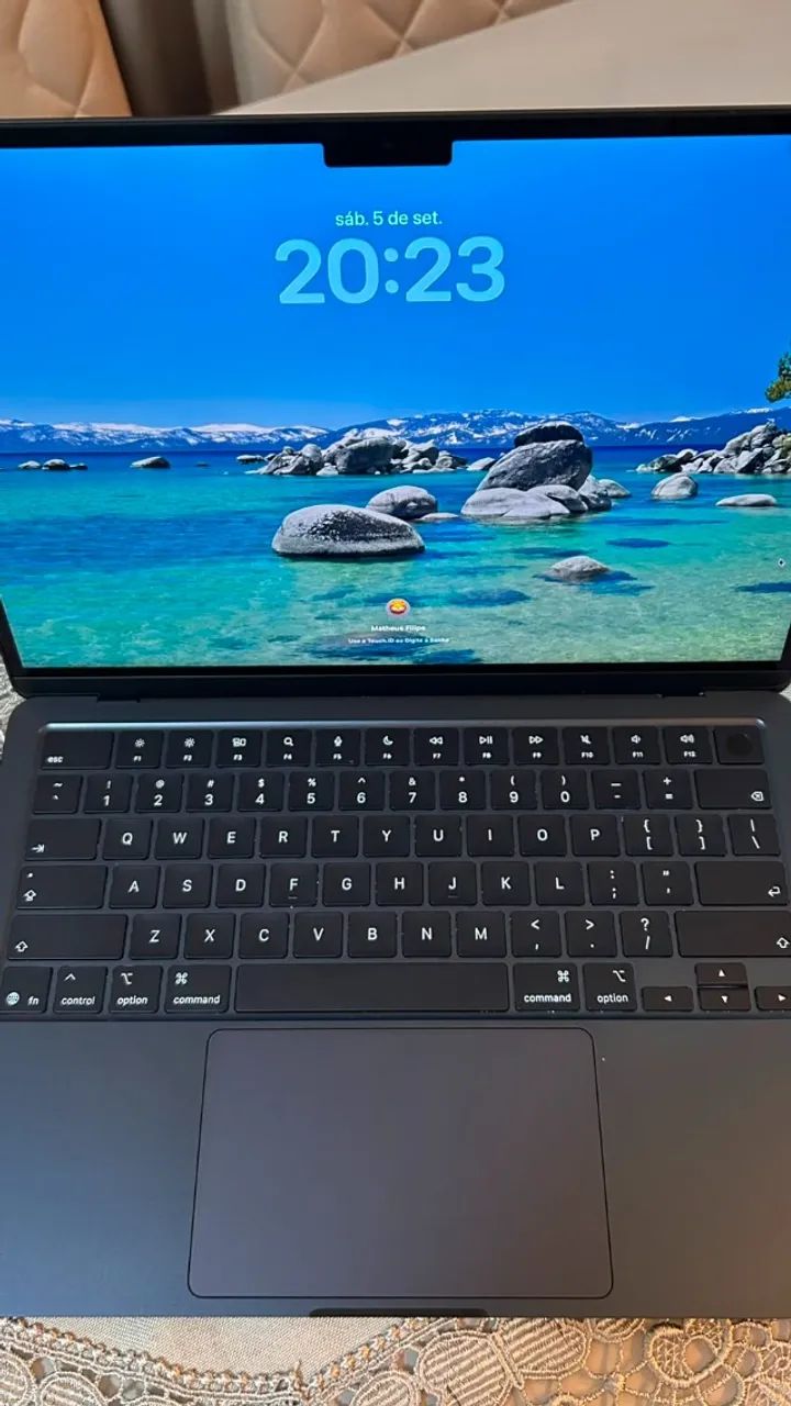 MacBook Air de 13 polegadas: Chip M5, CPU de 10 núcleos,16 GB ram, 512GB - Meia?no - Foto 2