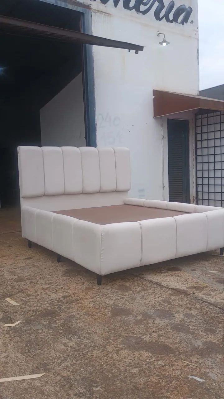 Cama box estofada com cabeceira Nova - Foto 3