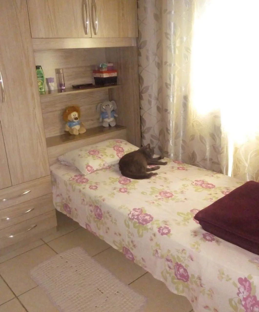Guarda roupa de solteiro com cama  - Foto 5