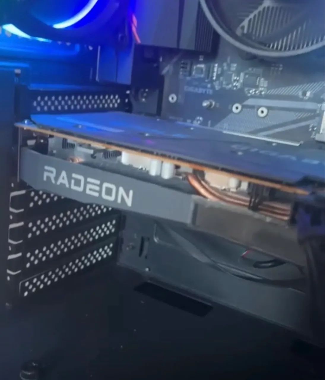 Placa de VÍDEO GIGABYTE RX6600 - Foto 2