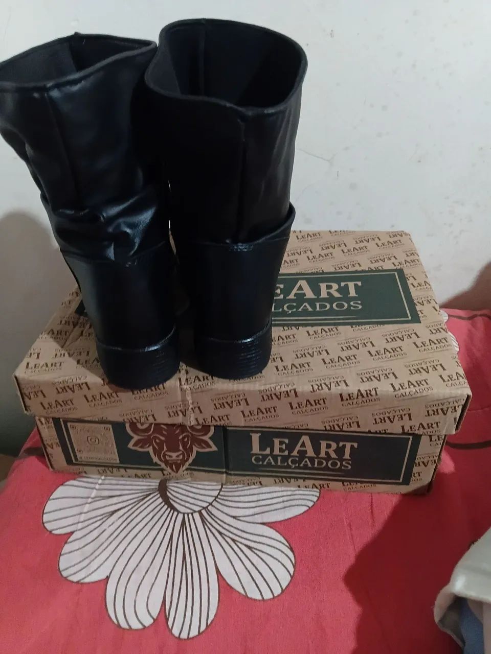 Bota LEART." - Foto 3