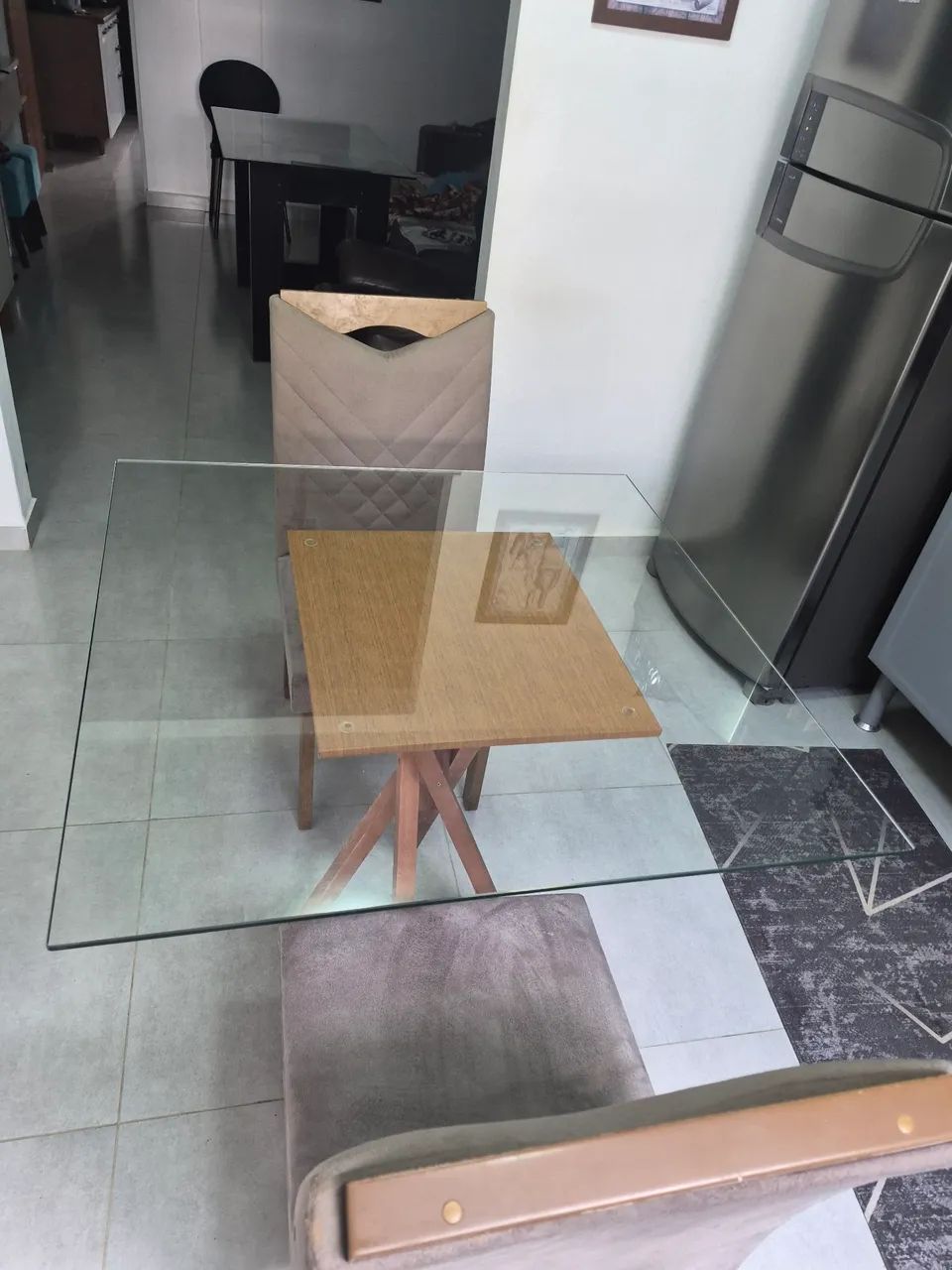 Mesa com duas cadeira - Foto 5