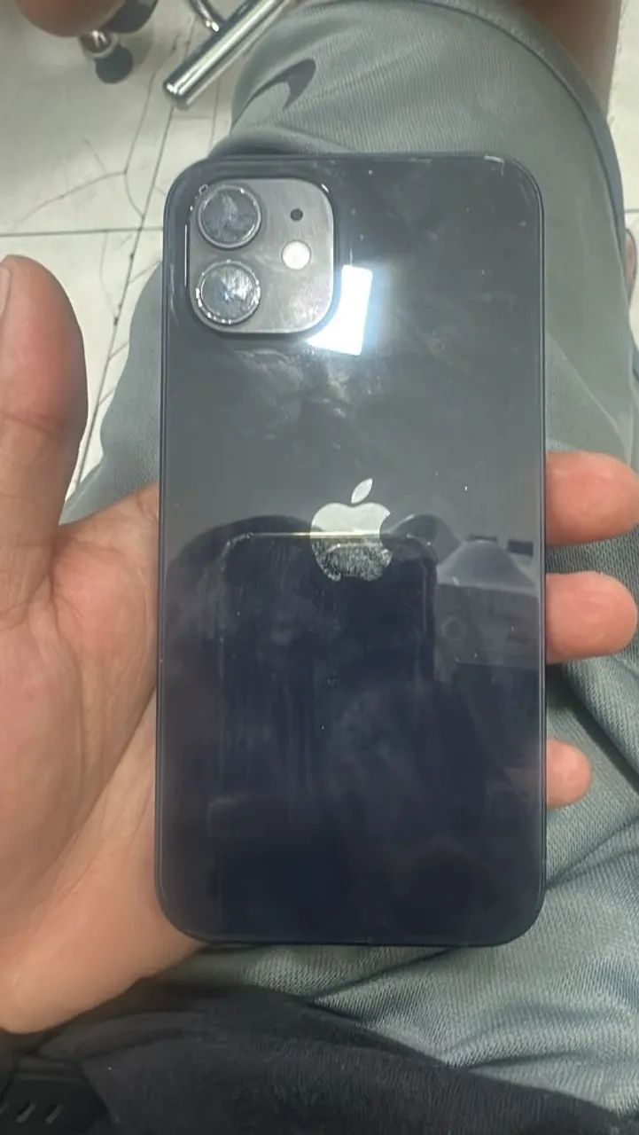 Vendo iphone 12  - Foto 2