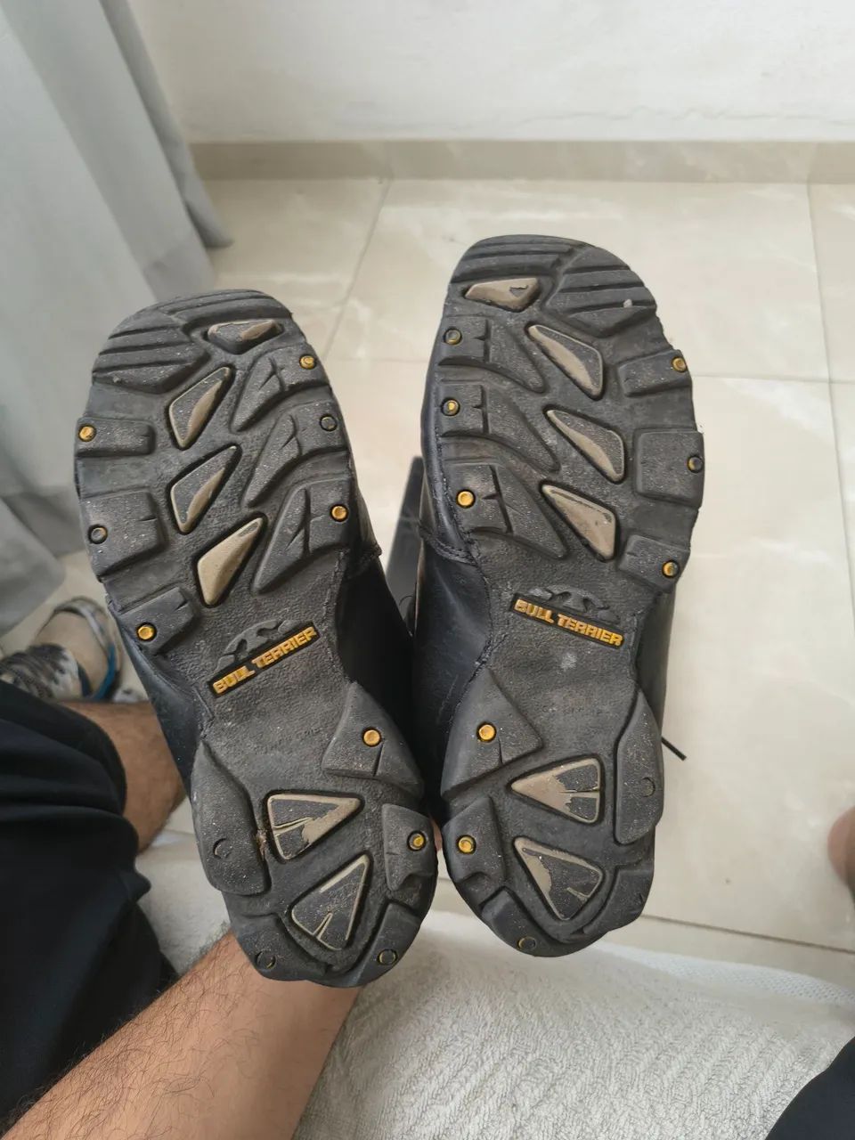 Bota masculina Bull terrier 40 original usada - Foto 3