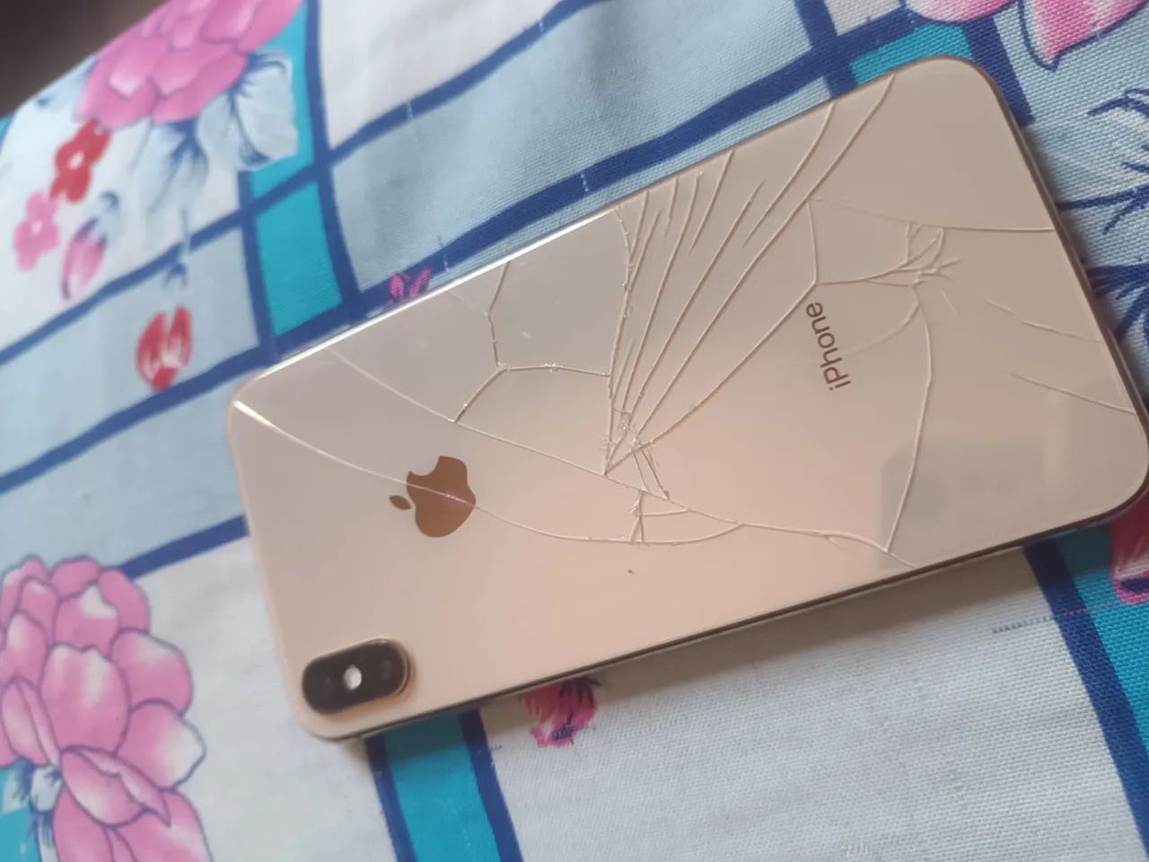 Vende-se IPhone XS Max 256gb  - Foto 2