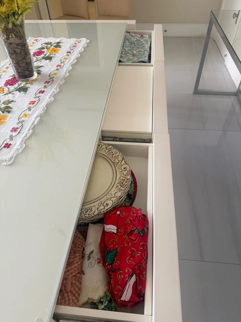 Mesa retangular em laka  - Foto 4