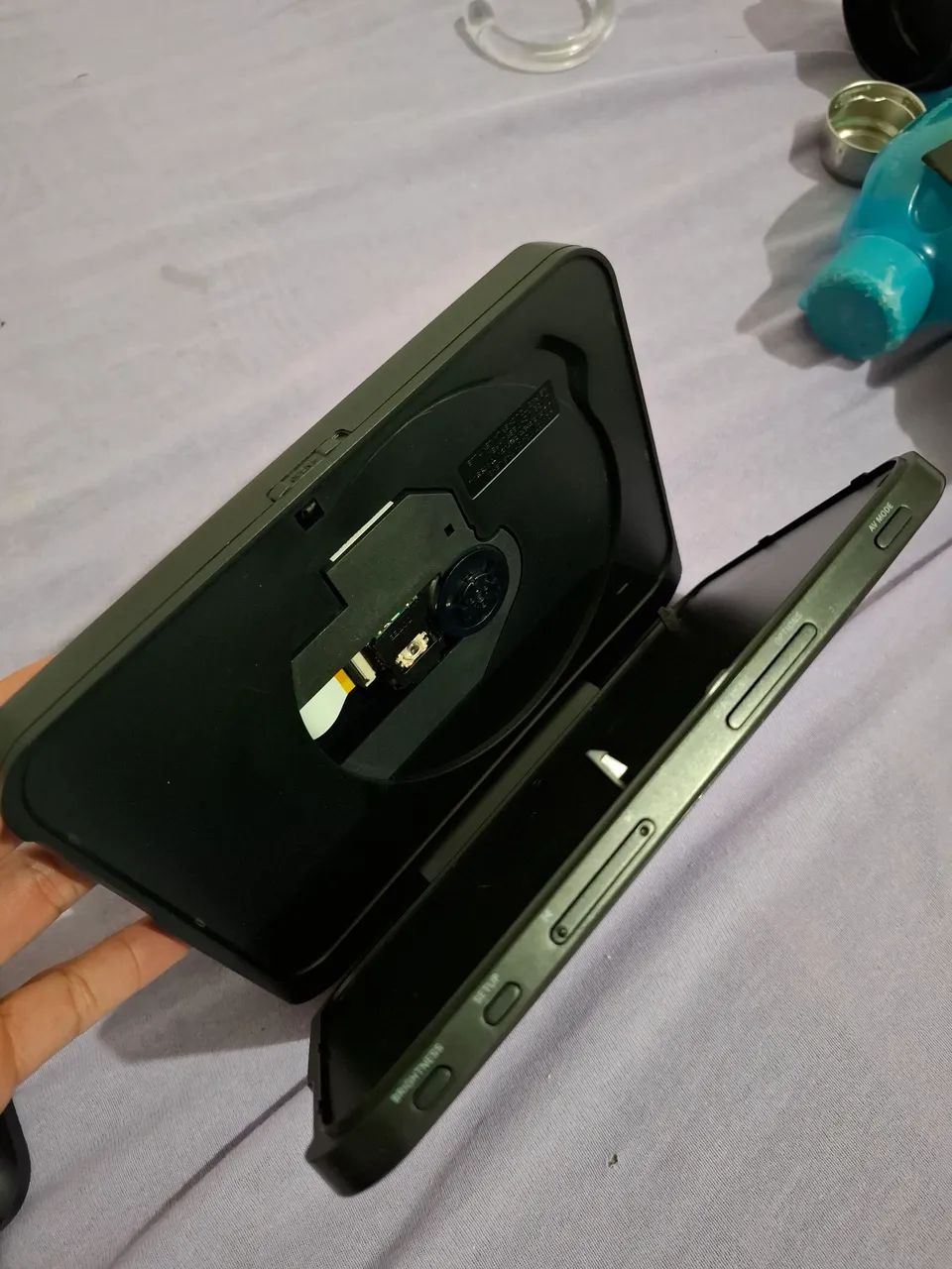 DVD/ CD player para carro, acompanha cabos - Foto 5