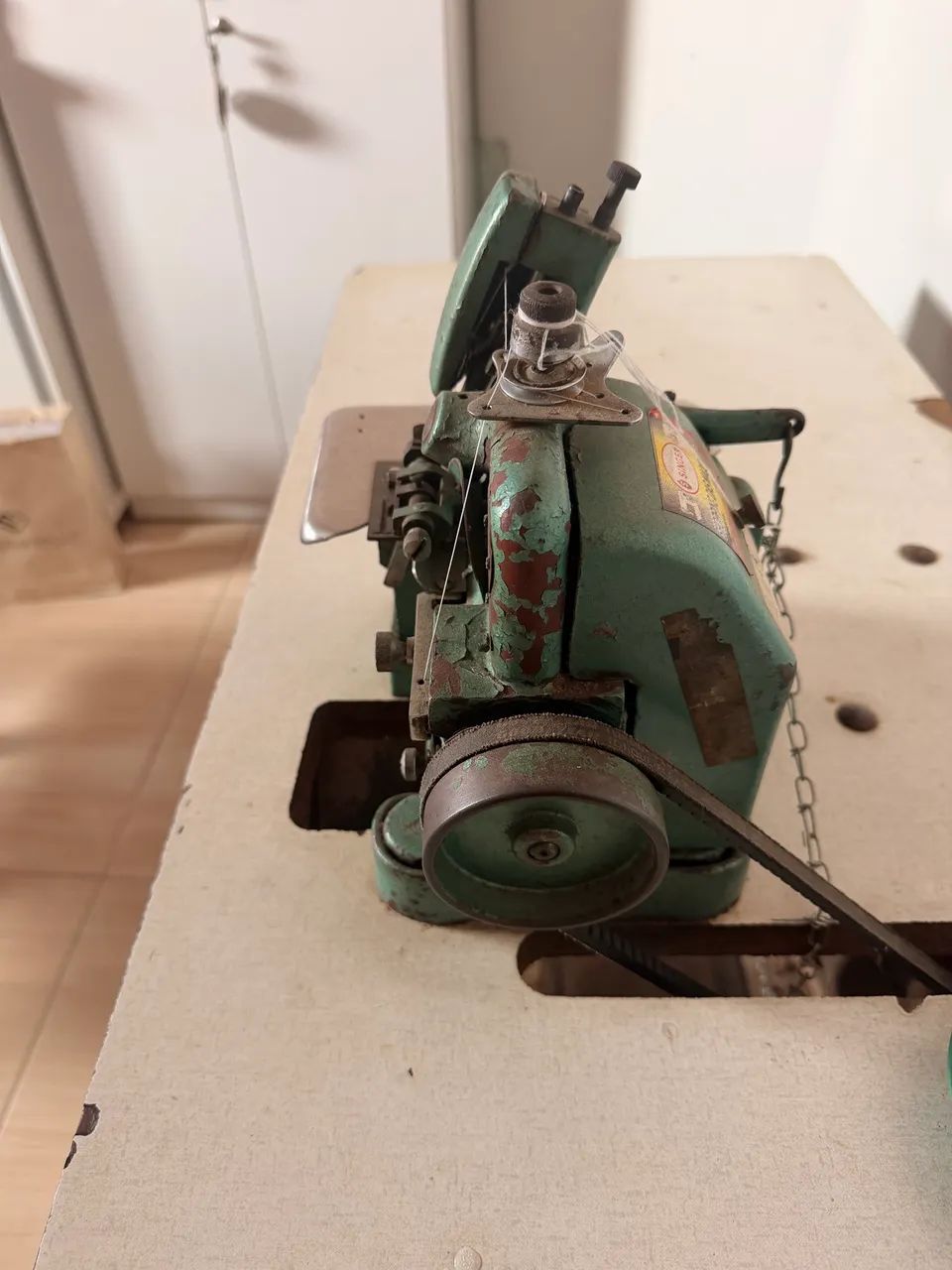 Máquina overloque semi industrial 