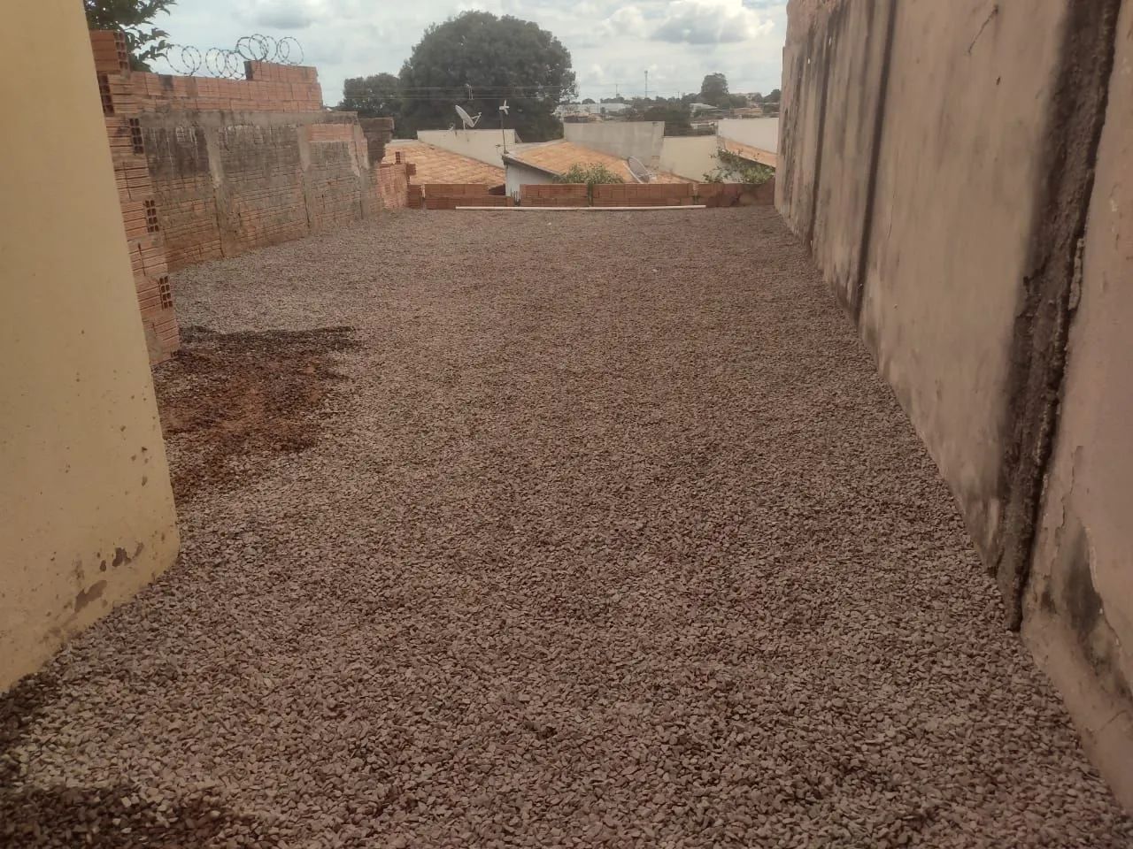 Casa com quintal e duas varandas  - Foto 5