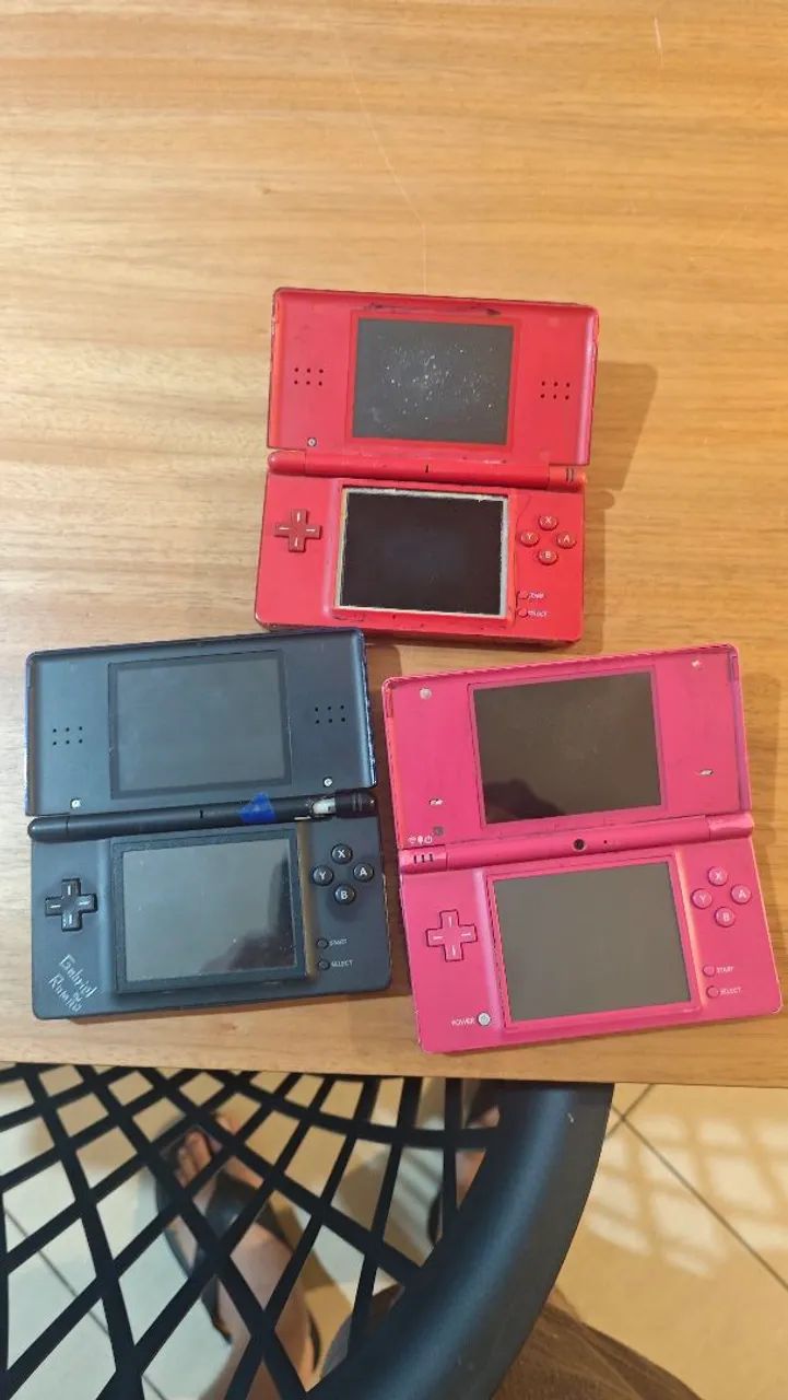 Lote 2 DS lite e um dsi - todos sem teste - Foto 2