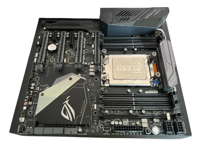 Placa Mãe Asus Zenith Extreme X399, Ddr4, Socket Tr4 - Foto 4