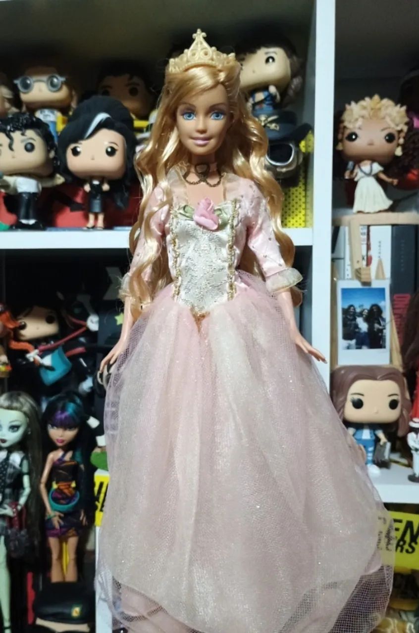 Boneca Barbie Anelliese A Princesa e a Plebéia  - Foto 4