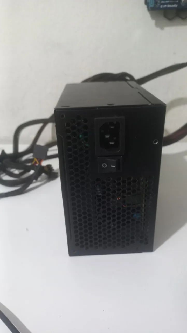 Fonte EVGA 500w plus white funcionando perfeitamente - Foto 4