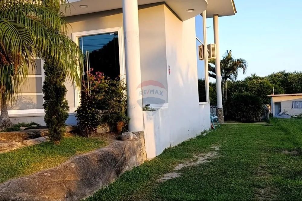 Duplex Moderno com Piscina em Araruama - Foto 4