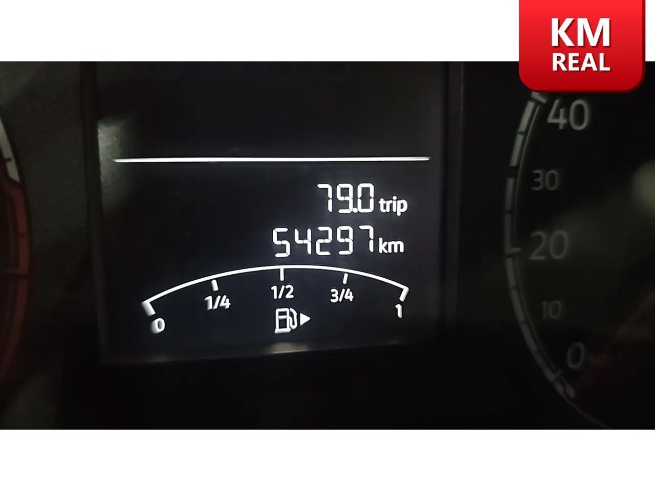 Volkswagen Polo Track 1.0 Flex 12V 5p, foto 13 de 20