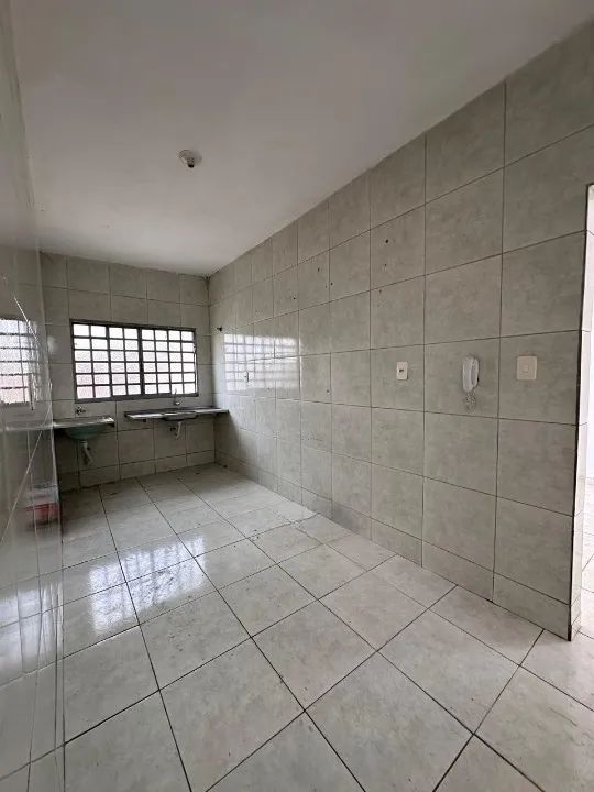 Apartamento 2 quartos com entrada compartilhada no bairro Coqueiros - Foto 5