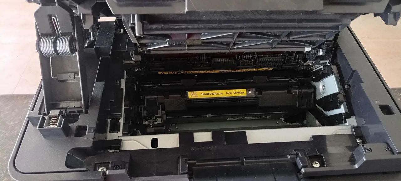 Impressora, copiadora e scanner HP M125a semi nova - Foto 4