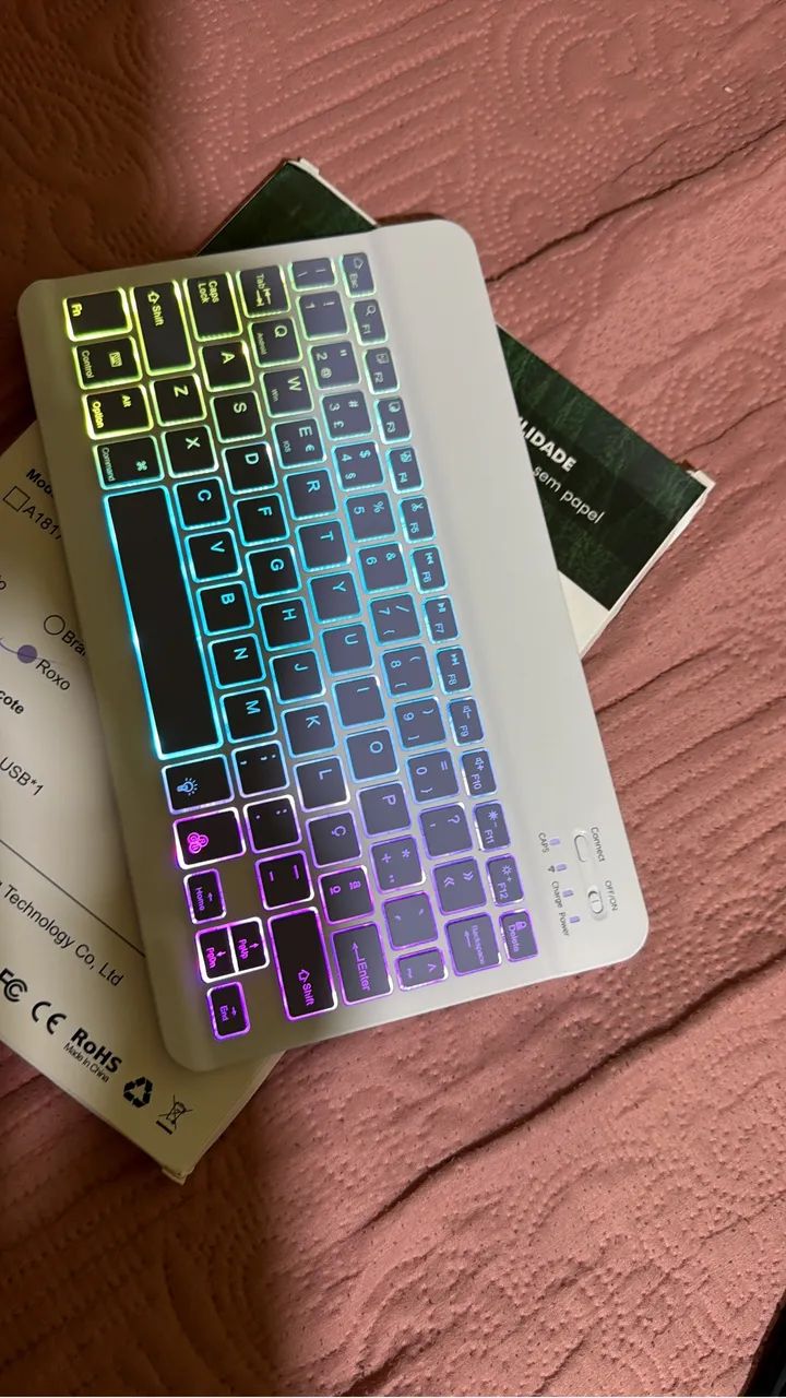 Teclado Bluetooth BETTDOW iPad, Notebook, Tablets e smartphone Keyboard  Magnetic - Foto 2