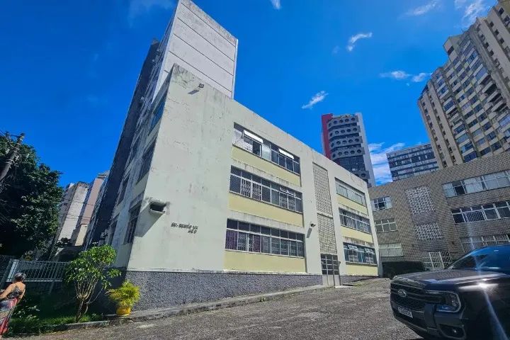 Studio para alugar na Av. Centenário, com 12m², 1 quarto e 1 vaga