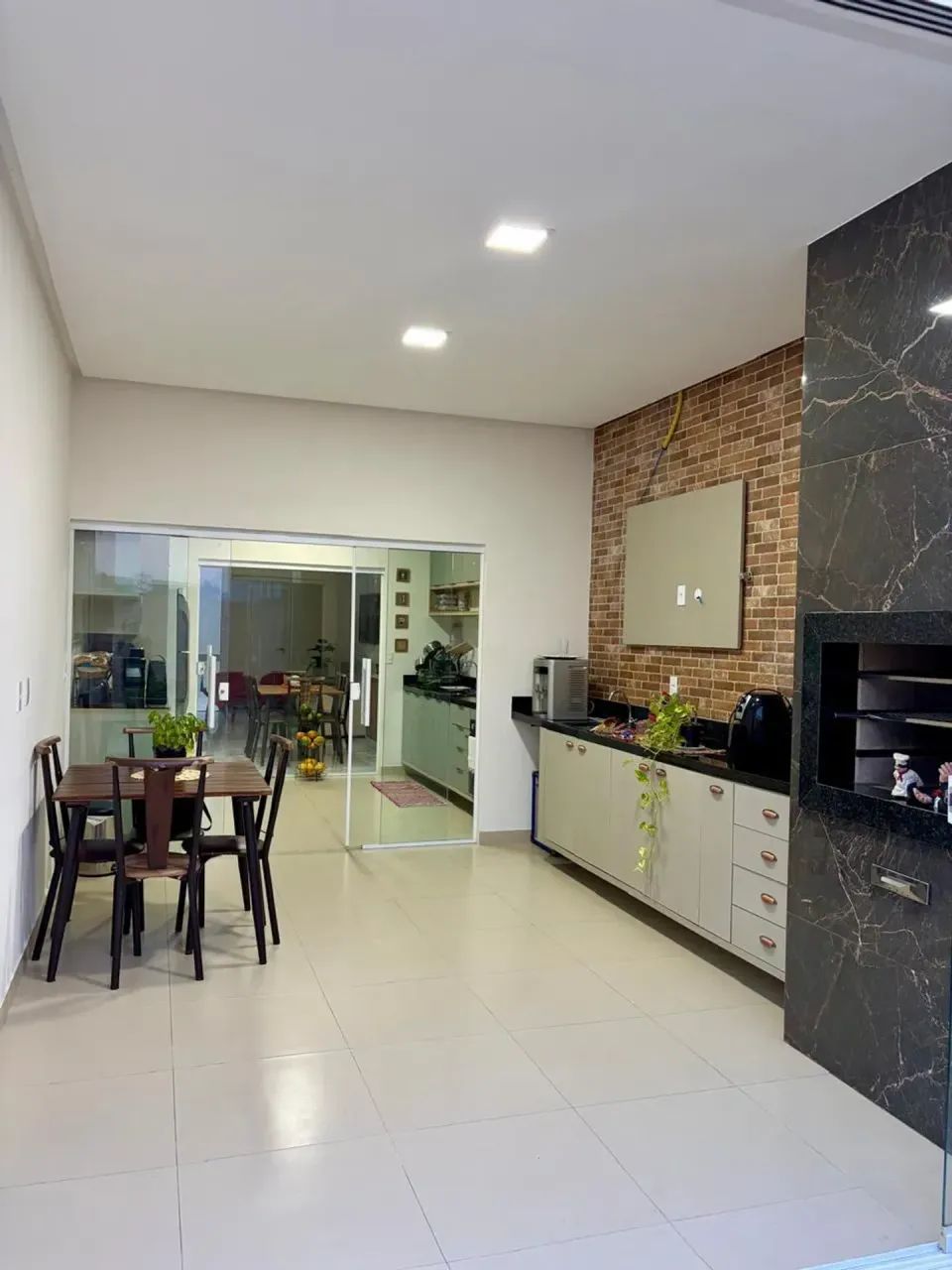 CASA TÉRREA À VENDA | RESIDENCIAL ESTORIL