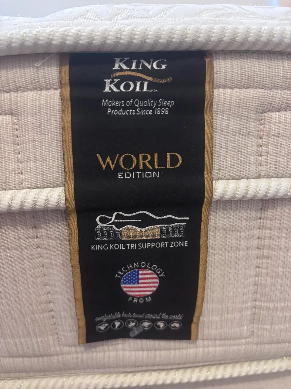 Cama Queen completa - Base estofada em linho + colchão King Koil - Foto 4