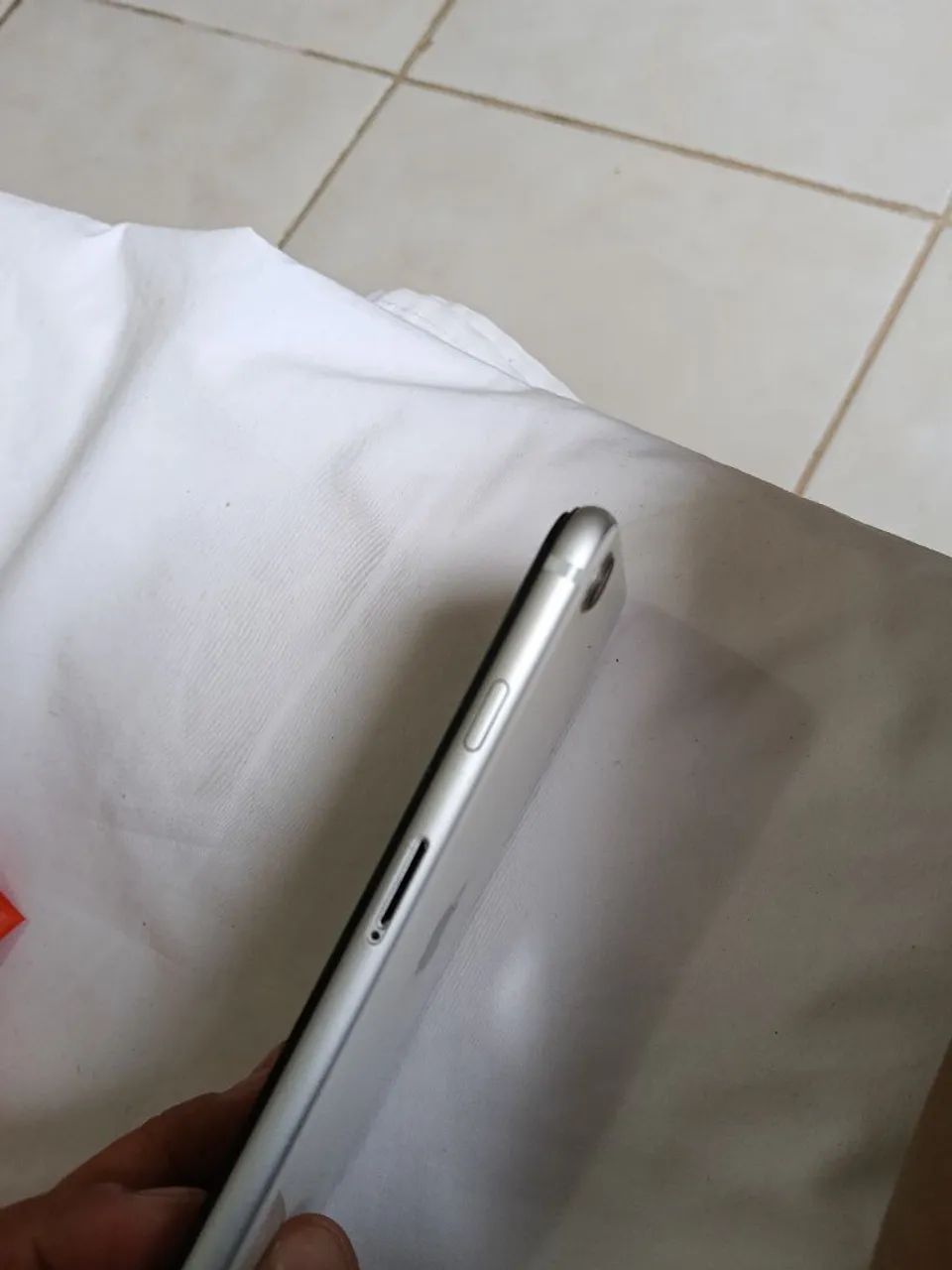 Vendo iPhone com defeito para aproveitamento de peças  - Foto 3