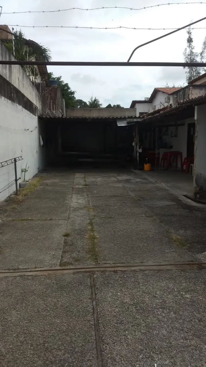 Alugo galpão para fins comerciais 