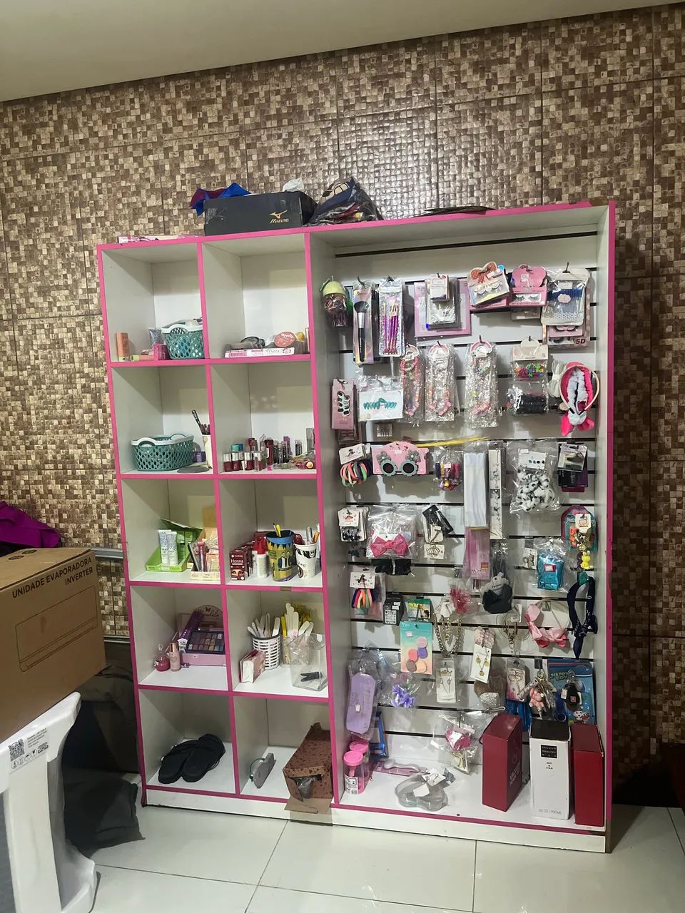 Vende-se esses móveis para loja