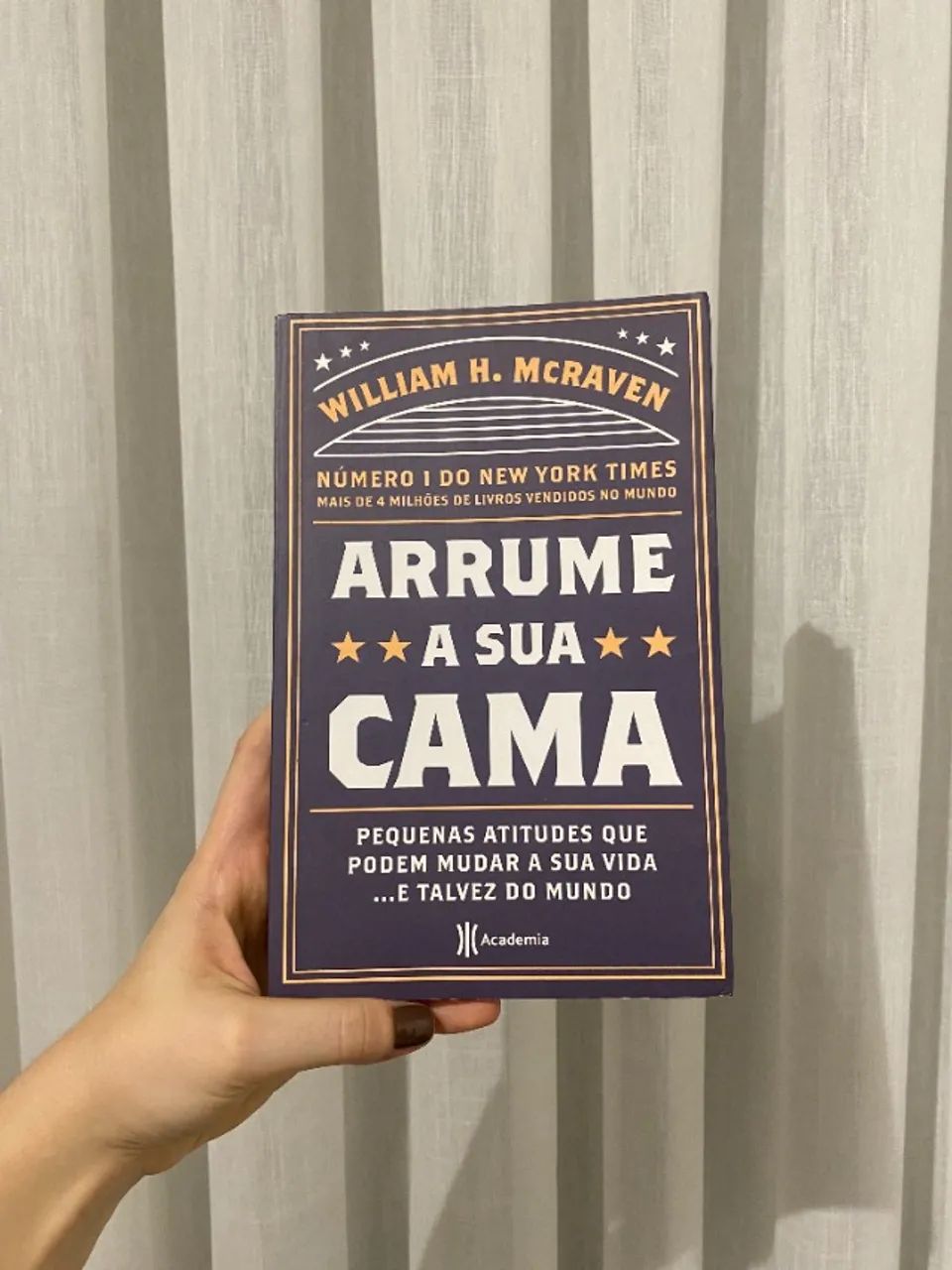 Livro "Arrume Sua Cama"