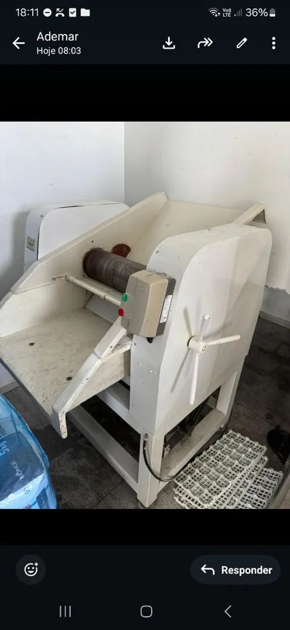 Vendo máquina de padaria 