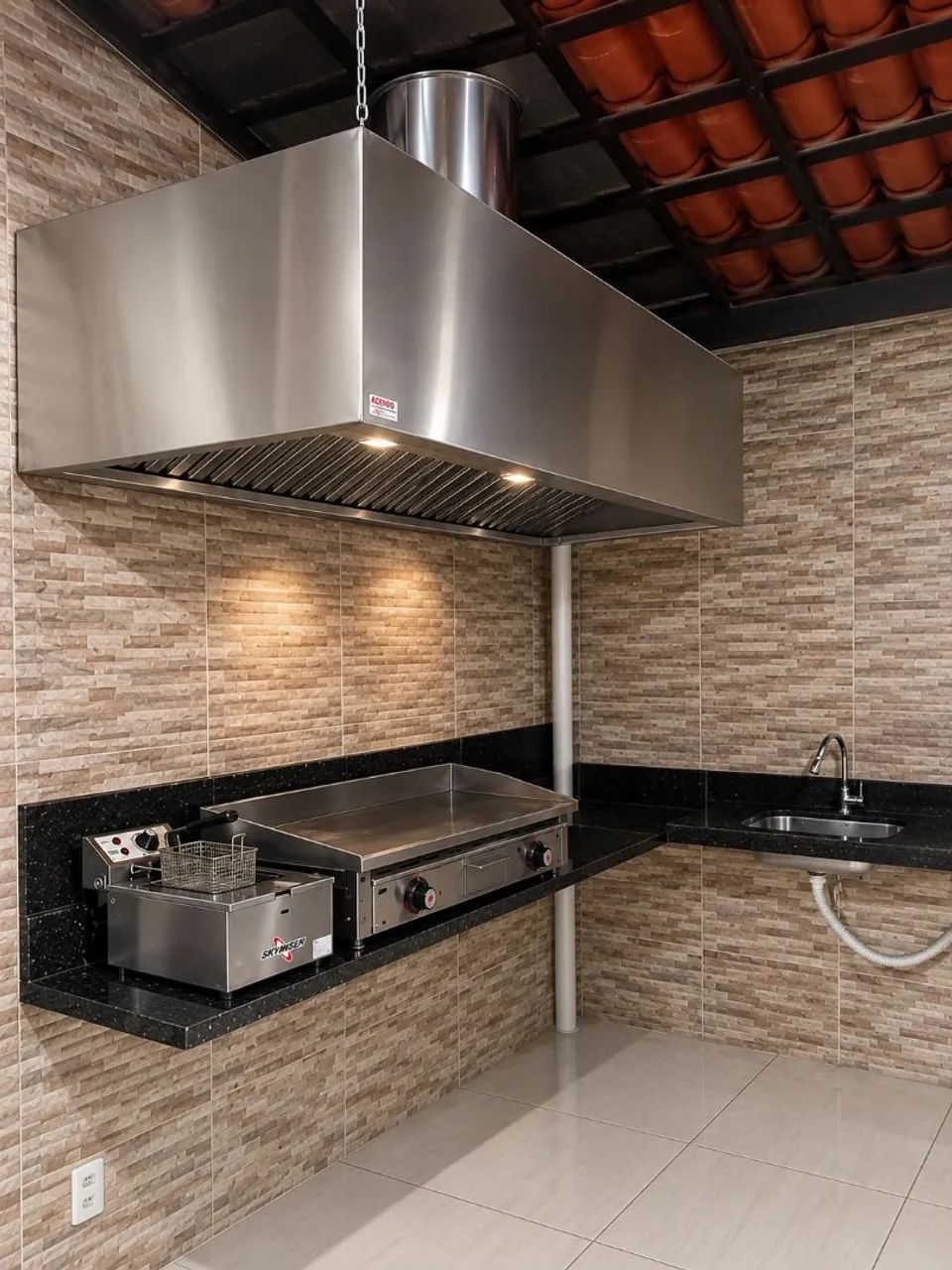 Coifa Profissional 1x2m com Filtro - Completa e Funcionando