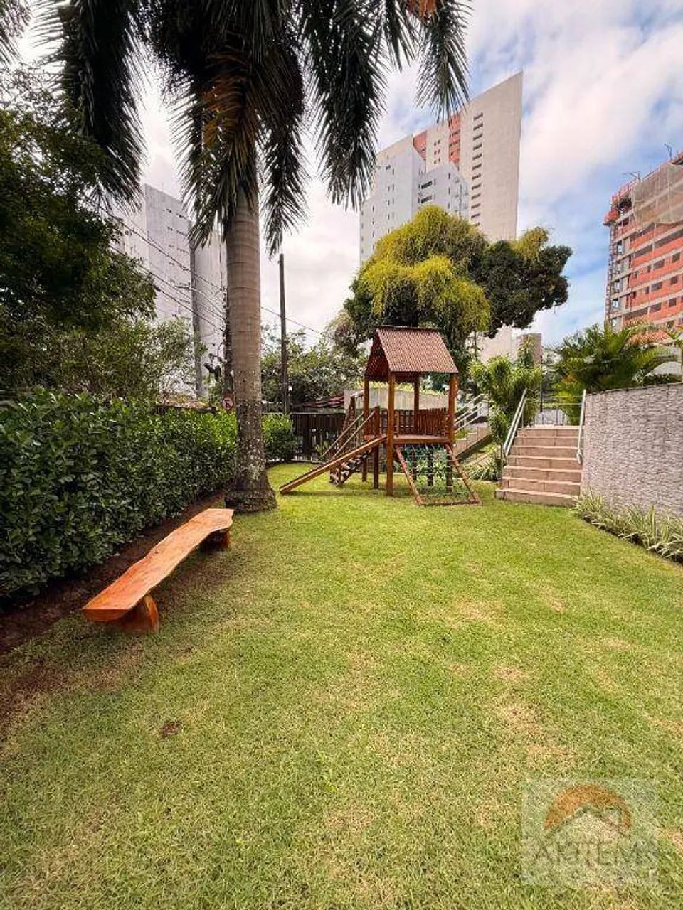Reformado com Lazer e 2 Vagas em Casa Forte - Foto 5