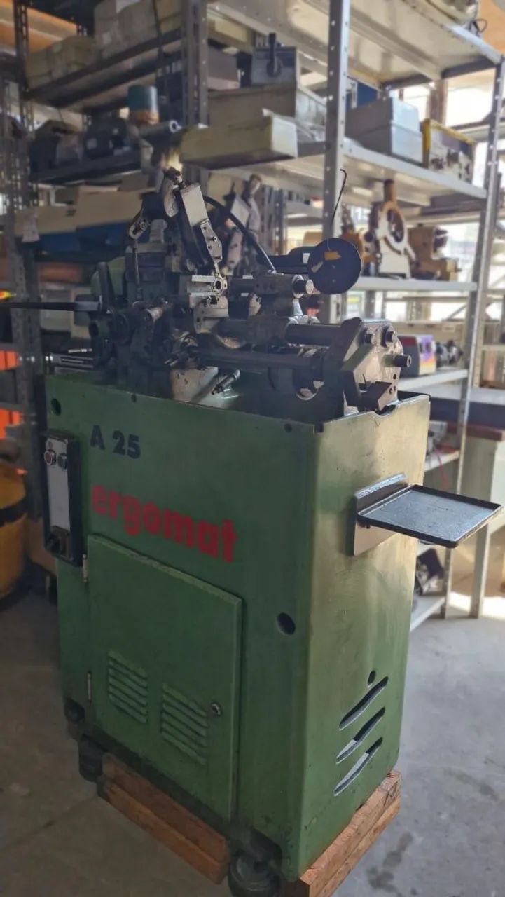 Torno automático 