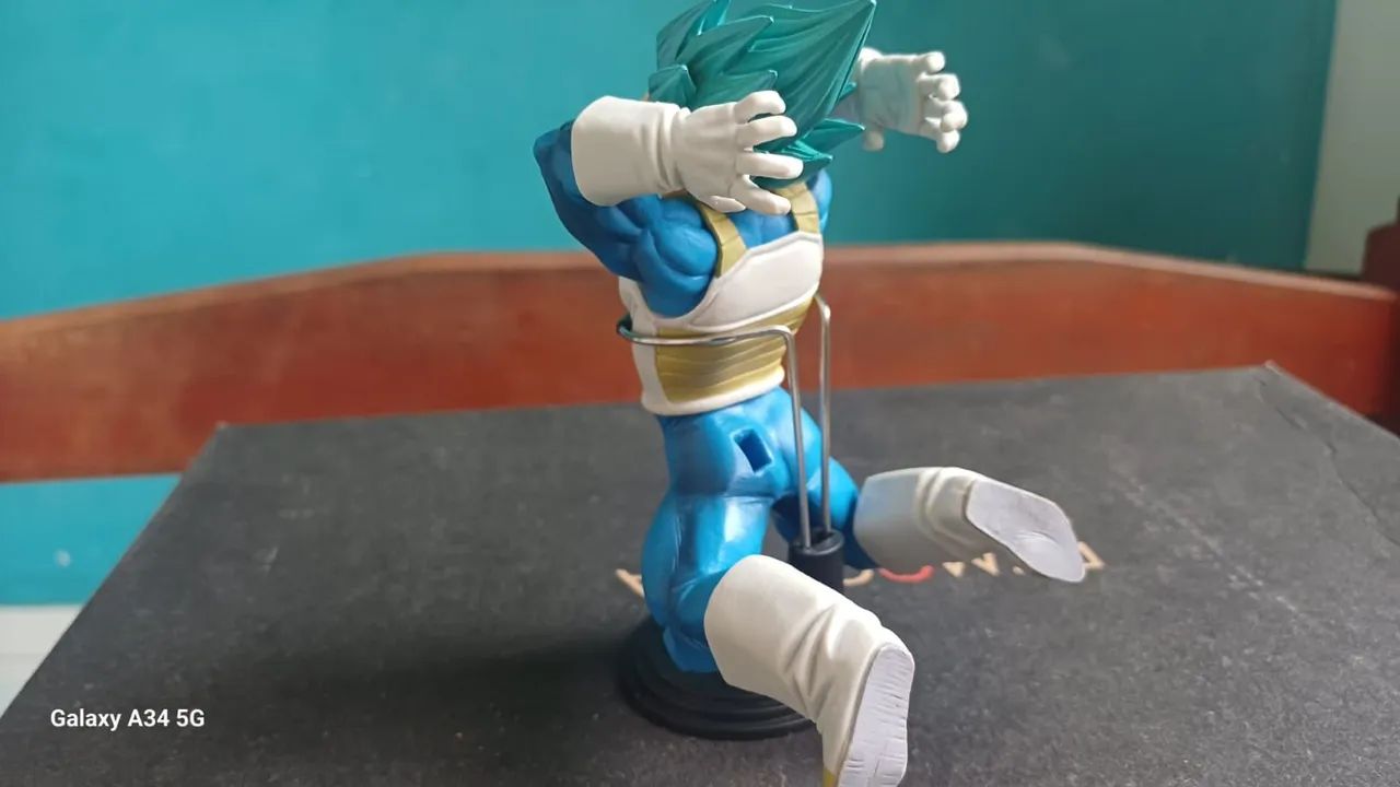Vegeta Blue Master Stars Piece da Banpresto Action Figure - Foto 2