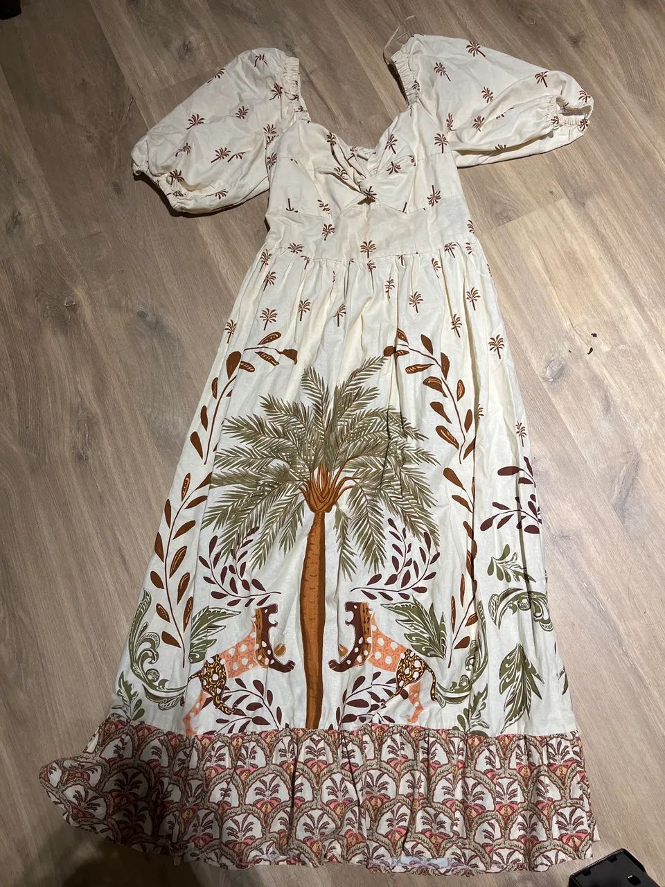 VESTIDO MIDI EM ALGODÃO COM ESTAMPA DE COQUEIROS