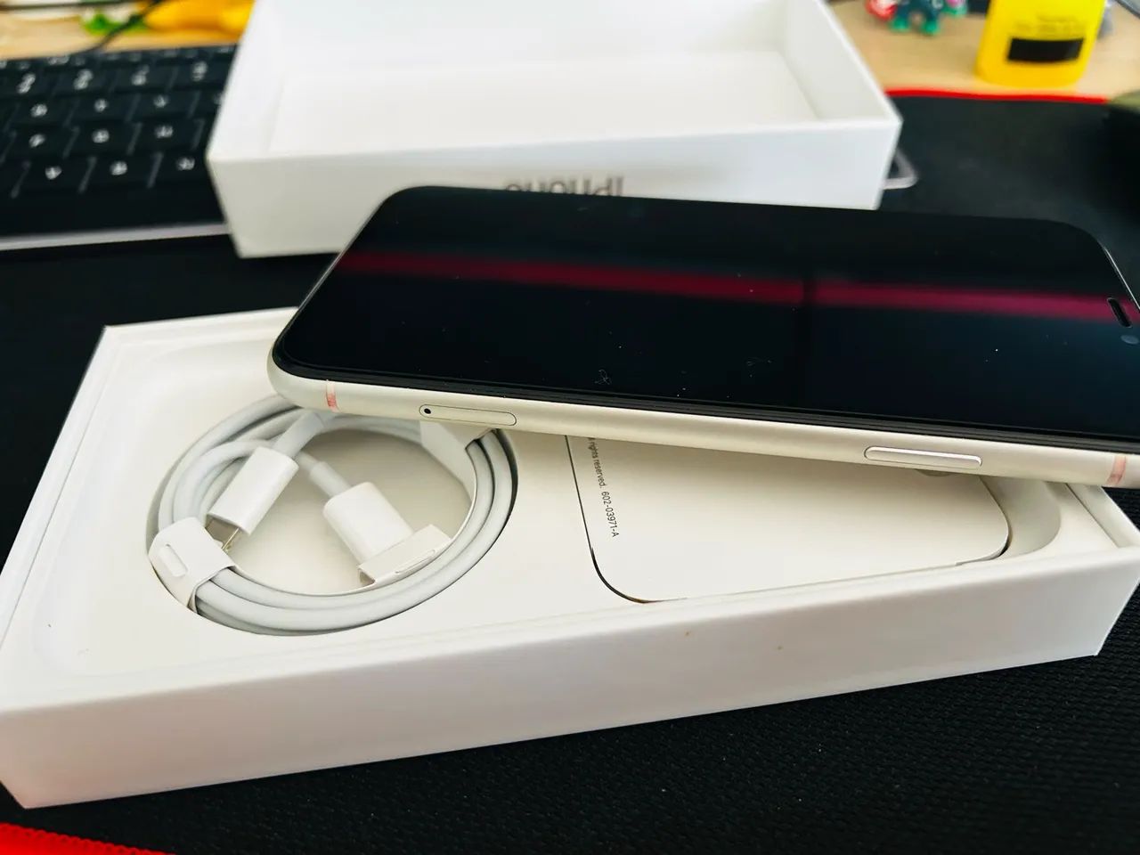 iPhone 11 impecável, sem marcas. - Foto 3