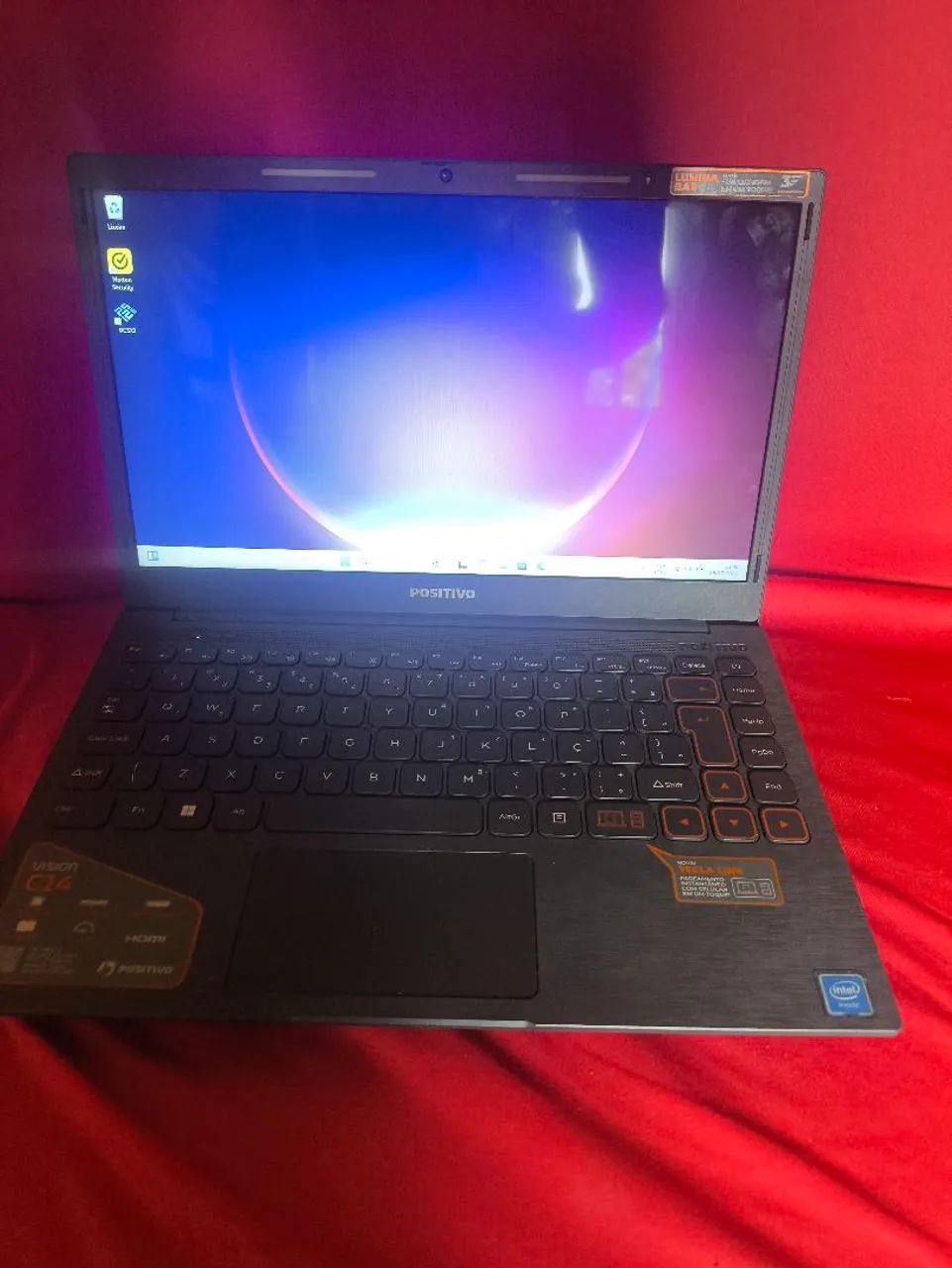 Notebook a venda 600 reais 