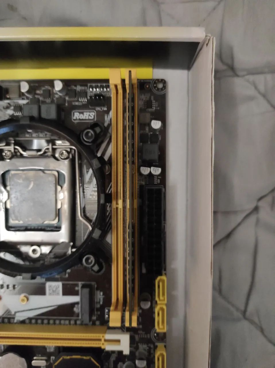 Vendo placa mãe+ processador+ gb ram - Foto 2