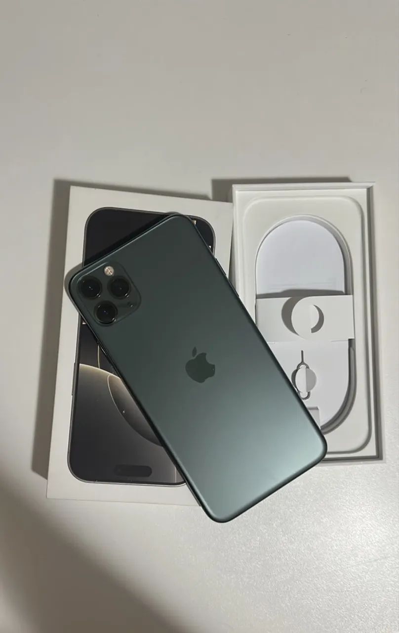 iPhone 11 Pro Max - Excelente Estado